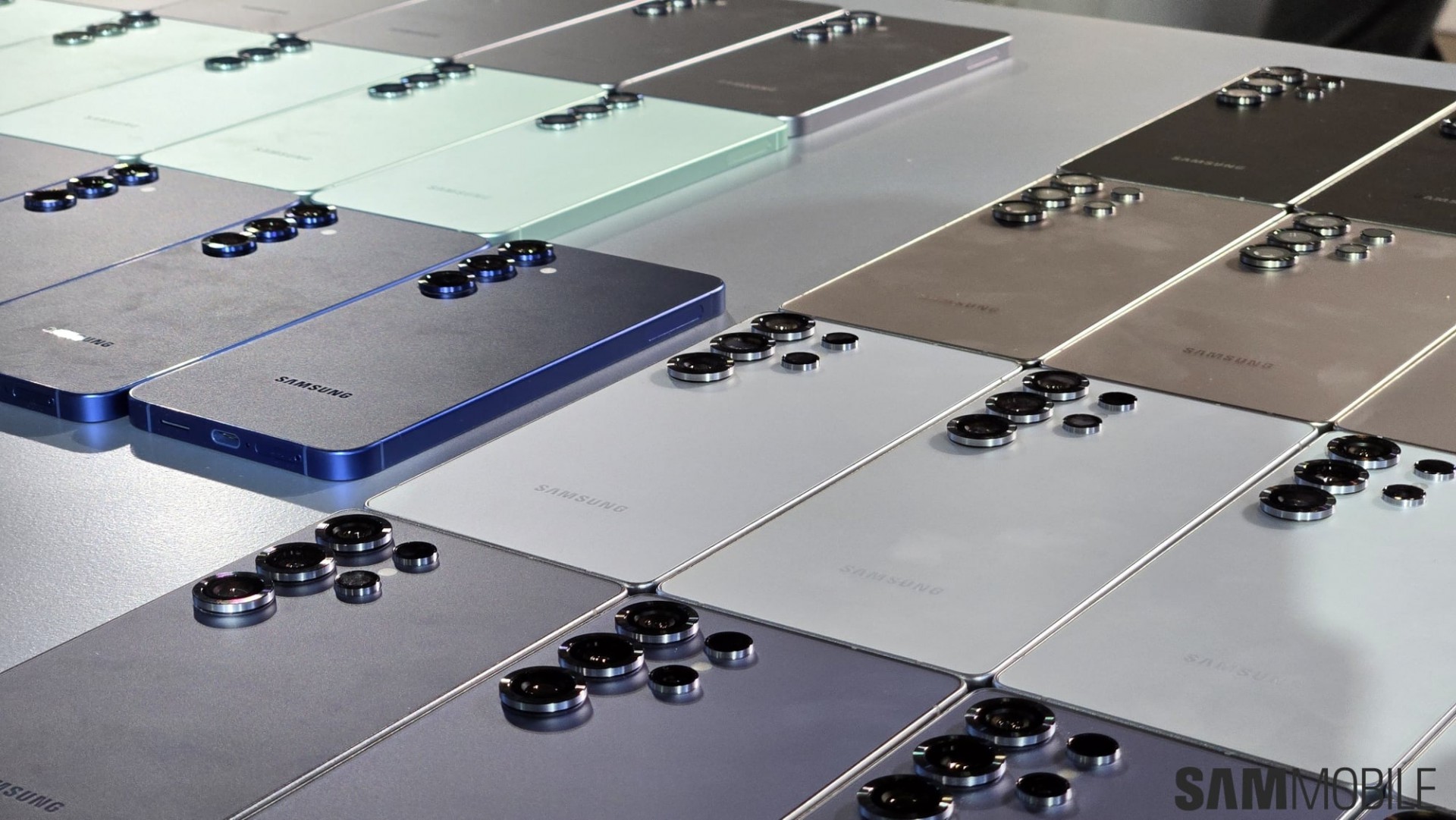 Samsung Galaxy S25 Plus và S25 Ultra (Nguồn: Sammobile)